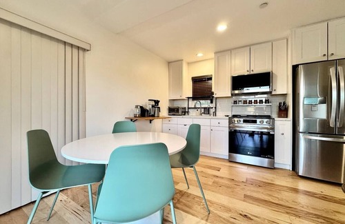 Placerville Apartment | Unique Container Home 20 Acres Modern Stay