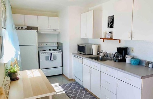 Kent Apartment | Unique, Convenient, Centrally located apartment