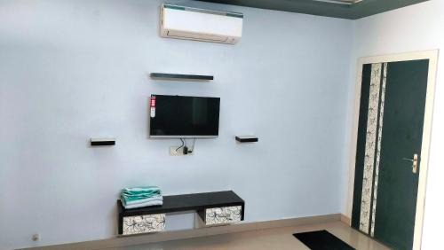 Morbi Apartment | Unique Couple Friendly Stay