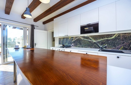 Dubravka Villa | Unique décor, picturesque views, private pool, a heavenly escape!