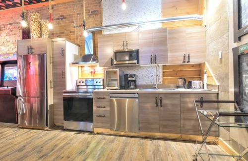 Ville-Marie Apartment | Unique Designer's Loft in the Heart of Old Montreal