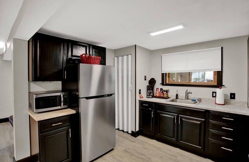 Gainesville Apartment | Unique Downtown 2br 2ba close to everything Apt.B