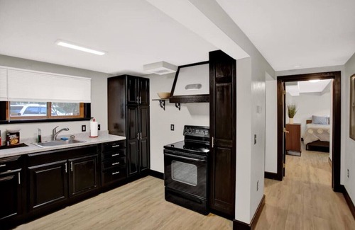 Gainesville Apartment | Unique Downtown 2br 2ba close to everything Apt.B