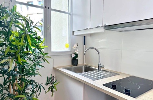 Butte-aux-Cailles Apartment | Unique Flat in the Center of Paris