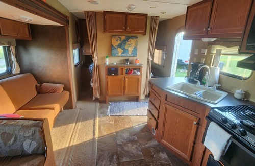 Chelmsford House | Unique getaway or travel stop, just 10 minutes off TransCan Highway
