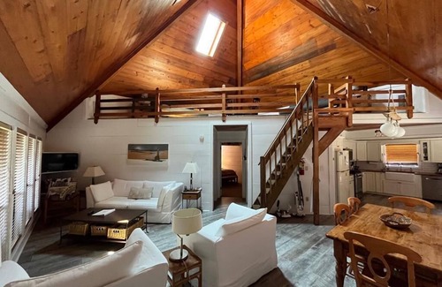 Cape San Blas House | Unique Gulf Side Home with easy access to beach