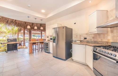 Punta Cana Villa | Unique Haven: Free access to Eden Roc Beach Club