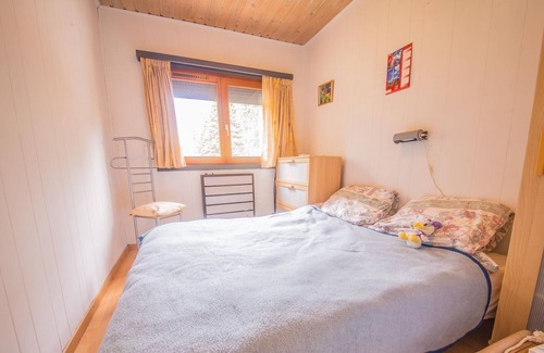 Ny Ski Chalet | Unique holiday home Cha'Laise in the woods near Rendeux