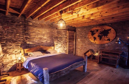 Tavigny House | Unique holiday home in Bastogne with bubble bath