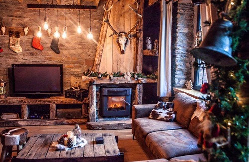Tavigny House | Unique holiday home in Bastogne with bubble bath