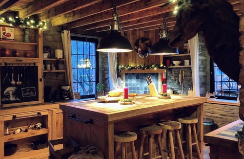 Tavigny House | Unique holiday home in Bastogne with bubble bath