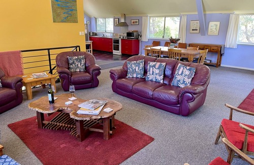 Little Grove House | Unique holiday home on a sheltered bay with uninterrupted view of Karri trees.