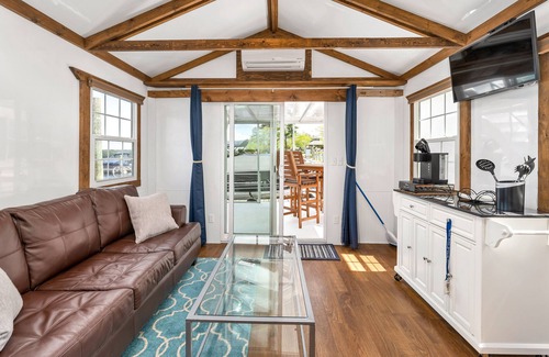 Weirs Beach Boat Rental | 🌟 Unique Houseboat Experience on Lake Winnipesaukee - Harborside 🚤🌊