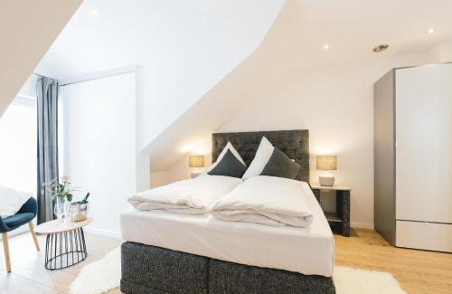 Furstenfeldbruck District Apartment | Unique Inn