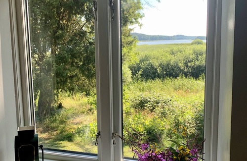 Kimstad Cottage | Unique Island Escape on Lake Roxen with Stunning Panorama Views, boat included