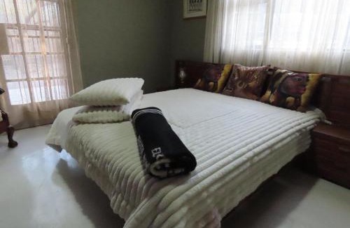 Marloth Park House | Unique Kruger hide