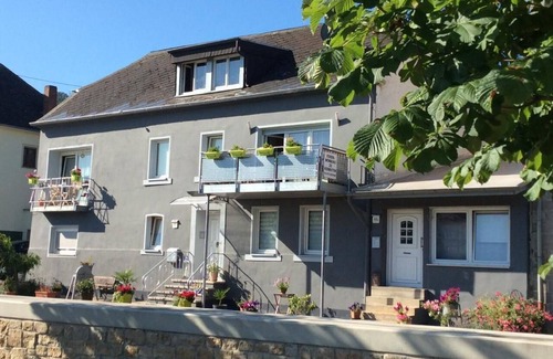 Oberbillig Apartment | Unique location directly on the Moselle and cycle path.