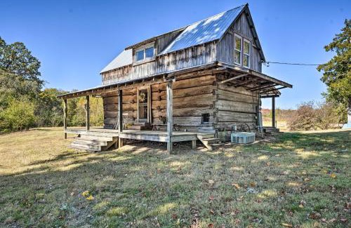 Fruitvale House | Unique Loft Cabin Fire Pit and Fishing Access!