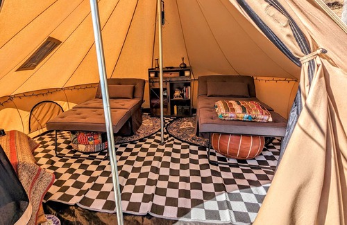 Seneca Rocks RV Rental | Unique, luxurious, & comfy yurts with world-class views of Seneca Rocks!