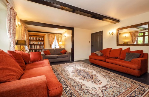 Wroxham Cottage | Unique, Luxurious Thatched Cottage with private hot tub - in the heart of The Norfolk Broads