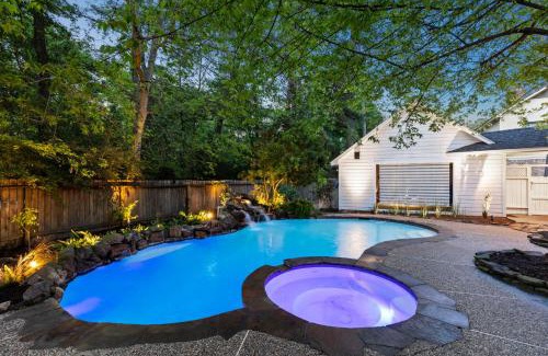 The Woodlands House | Unique Mid century modern in The Woodlands