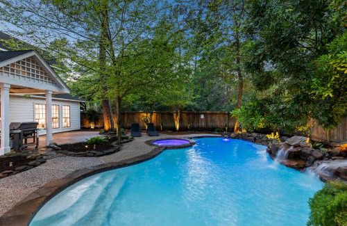 The Woodlands House | Unique Mid century modern in The Woodlands