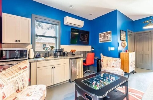 Urban Core Apartment | Unique Oasis in the Heart of Springfield!