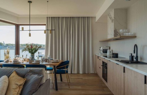 Orlinki Apartment | Unique penthouse with a rooftop and jacuzzi