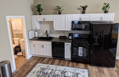 Davenport Apartment | Unique, Pet Friendly Re-model near SAU & Downtown