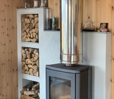 Sennesvik House | Unique private cabin in Lofoten