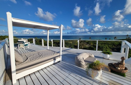 Seaview Villa | Unique Rare Villa! Retreat Style, Full Sea Views With Private Pool & Hot Tub! by RedAwning