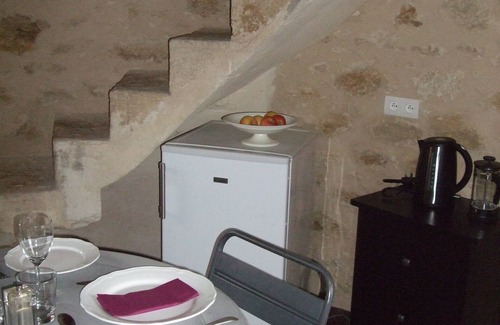 Gensac House | Unique renovated tower, sleeps 2 set among vines near St Emilion
