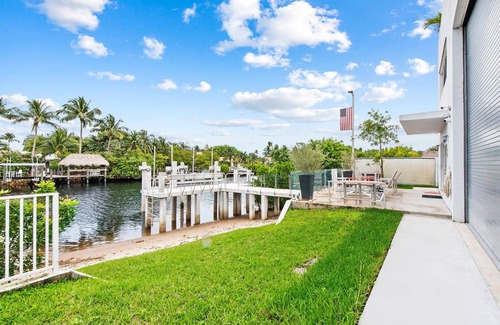 Boca Raton Apartment | Unique Retreat - Unit B: Homey First-Floor Haven