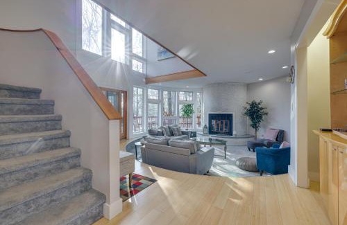 Bushkill House | Unique Roundhouse: Hot Tub-Game Room-FirePit&More!