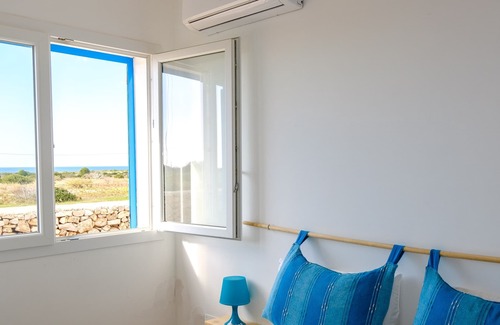 Pizzo House | Unique scenario!A few meters from the sea within the Punta Pizzo protected area.