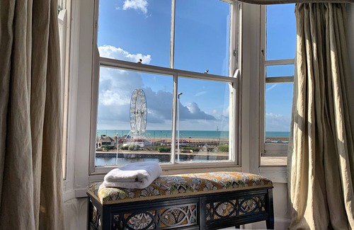 Old Town Hastings House | Unique Smugglers Cottage with Perfect Seaview & Old Town Location