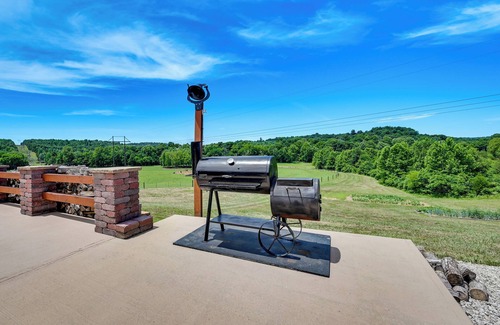 Falls of Rough House | Unique Stay: Barndominium Near Rough River Lake!