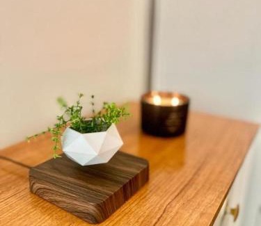 Waltham Abbey House | Unique stay