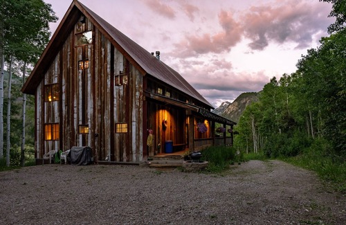 Carbondale House | Unique Timber Frame Mountain Home - outdoor enthusiasts dream!
