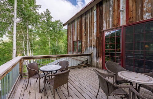 Carbondale House | Unique Timber Frame Mountain Home - outdoor enthusiasts dream!