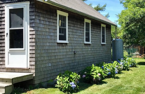 West Tisbury House | Unique Up-Island Home