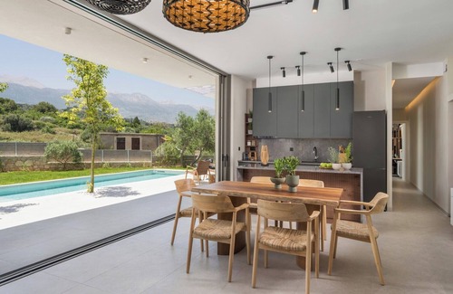 Filippos Villa | Unique Villa Grego, Heated Pool