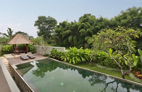 Kemenuh Villa | Unique Villa near Tegenungan Water falls
