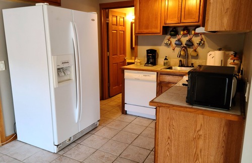 Newaygo House | Unique Waterfront Location on Muskegon River