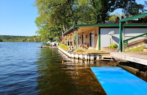 Newaygo House | Unique Waterfront Location on Muskegon River