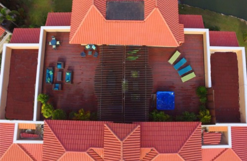 Oranjestad-West Condo | Uniquely Beautiful Eagle Beach Penthouse @ Divi Resort w/Private Terrace/jacuzzi