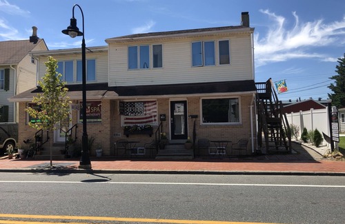 Middletown Apartment | Uniquely Historic & Quaint Room in the center of downtown Middletown,DE