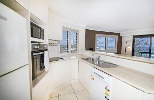 Coolum Beach Apartment | Unit 10 The Rocks