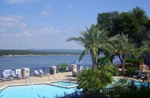 Spicewood Condo | UNIT 1123 2 Bedroom 2 Bathroom villa on Lake Travis