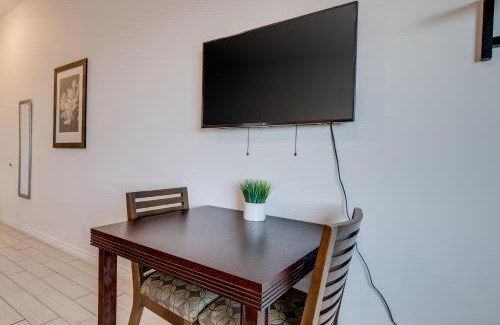 Wailuku Apartment | Unit 14 Maui Ohana Modern Studio